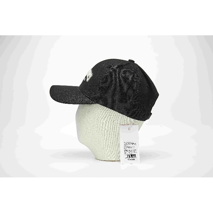 household-goods/clothes-shoes-accessories/mumuso-lettered-baseball-cap-black