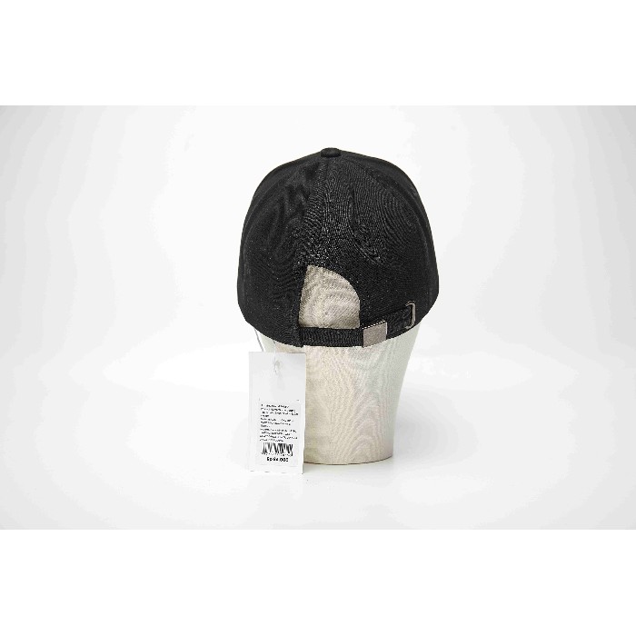 household-goods/clothes-shoes-accessories/mumuso-lettered-baseball-cap-black
