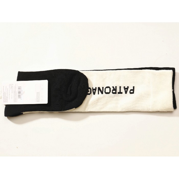 household-goods/clothes-shoes-accessories/mumuso-women-s-striped-knee-high-socks-blackwhite