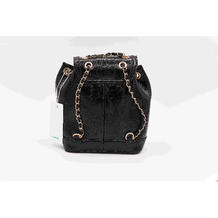 household-goods/clothes-shoes-accessories/mumuso-fashion-backpack-with-chain-strap-black