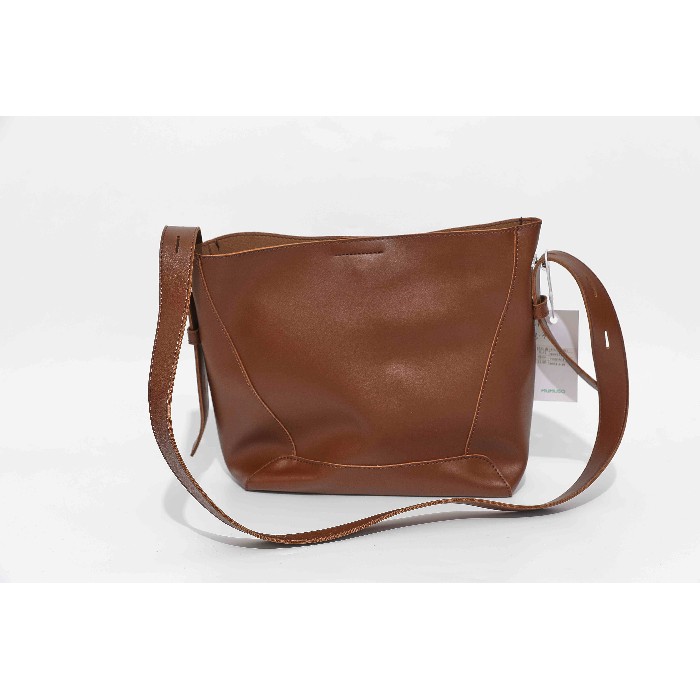 household-goods/clothes-shoes-accessories/mumuso-classic-bucket-bag-brown
