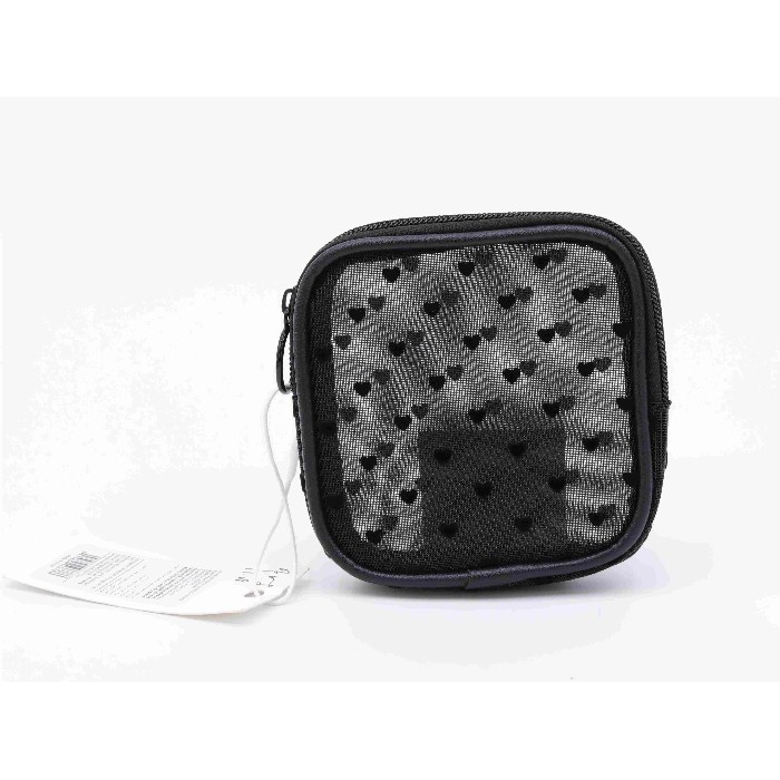 household-goods/clothes-shoes-accessories/mumuso-small-cosmetic-bag-heartblack