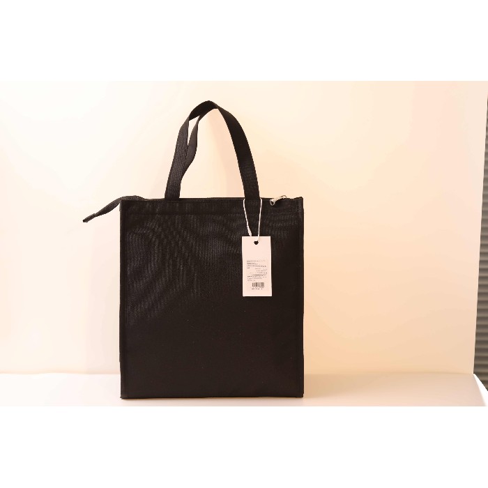 household-goods/shopping-trolleys-bags/mumuso-large-capacity-lunch-bag-black
