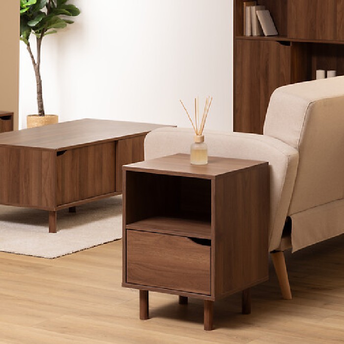 bedrooms/bedside-tables/5five-slidy-bedside-table