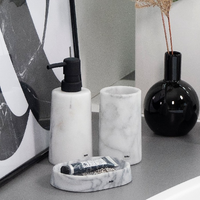 bathrooms/sink-accessories/kela-varda-tumbler