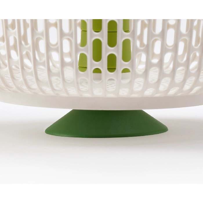 kitchenware/miscellaneous-kitchenware/joseph-joseph-spindola-salad-spinner-with-colander-green
