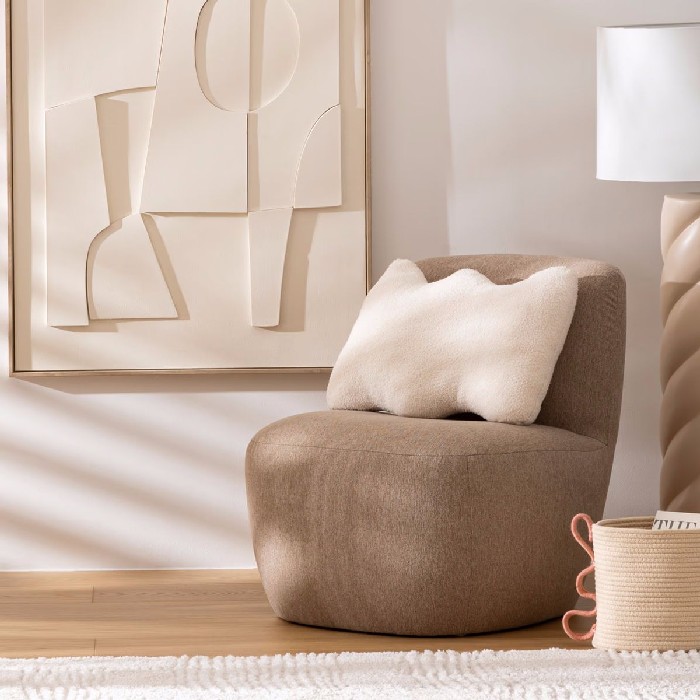 sofas/designer-armchairs/atmosphera-leone-beige-armchair