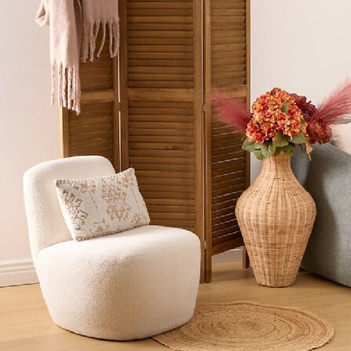 sofas/designer-armchairs/atmosphera-leone-armchair-ivory