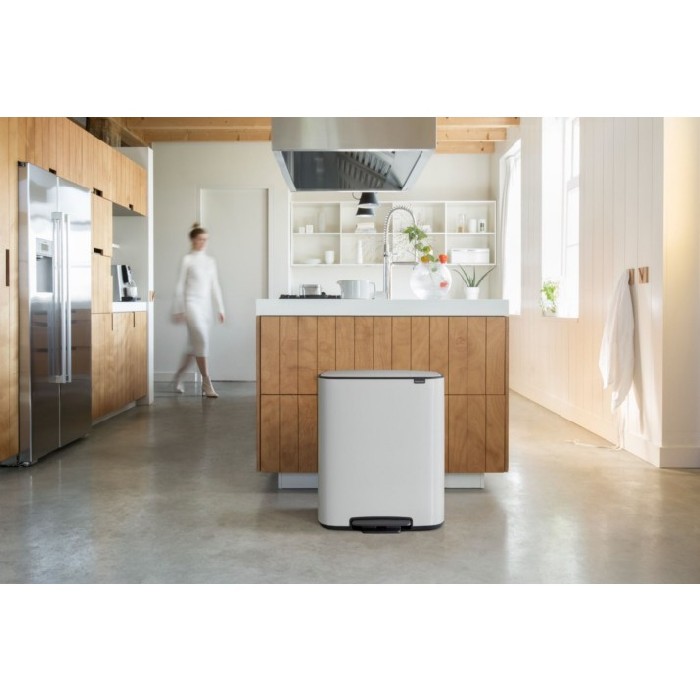 household-goods/bins-liners/brabantia-bo-pedal-bin-2-x-30l-white