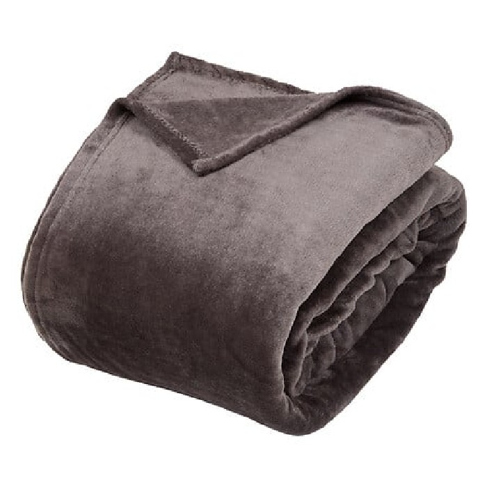 home-textiles/blankets-throws/atmosphera-dark-green-flannel-blanket-240cm-x-260cm