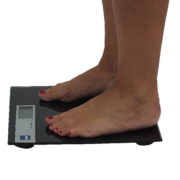 bathrooms/bathroom-weighing-scales/kela-bathroom-scale-black-glass