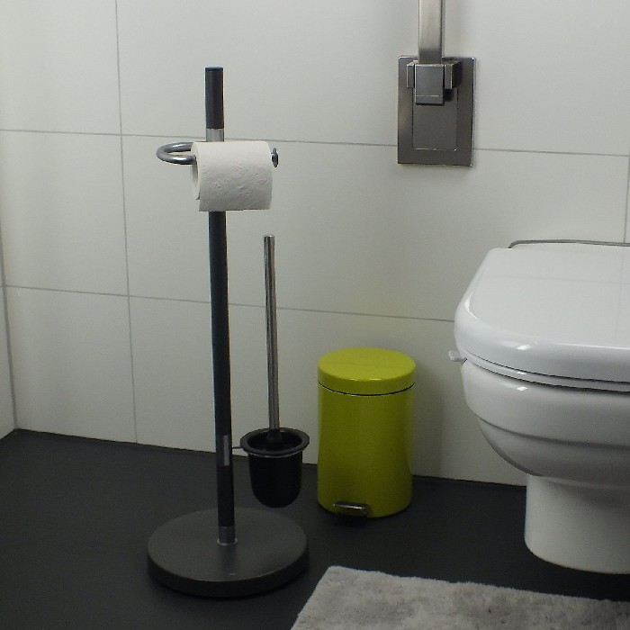 bathrooms/toilet-brushes/kela-sinerio-toilet-brush-set
