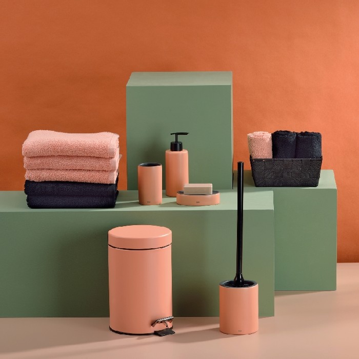 home-textiles/bath-linen-towels/kela-face-cloth-ladessa-peachy-pink