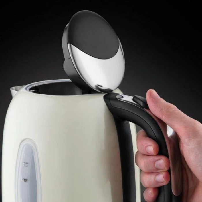 small-appliances/kettles/russell-hobbs-kettle-17l-worcester-cream
