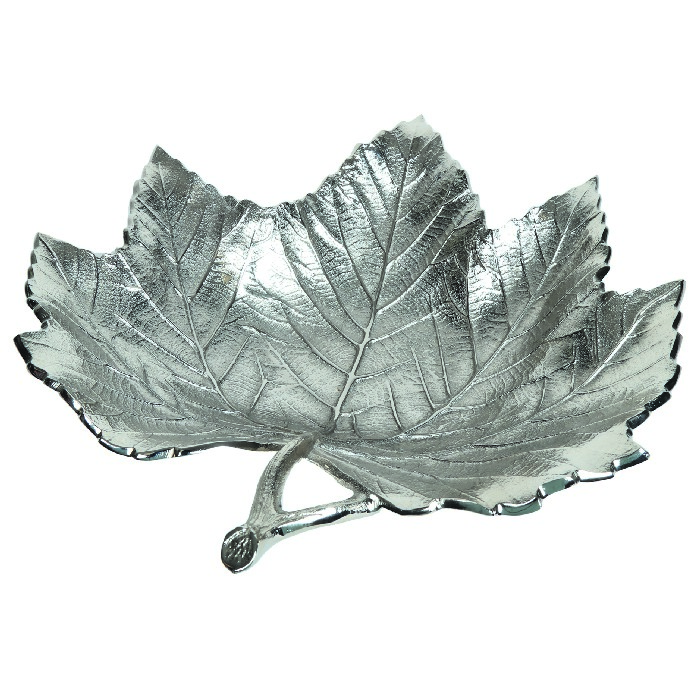 home-decor/decorative-ornaments/sycamore-shaped-dish-silver-32cm