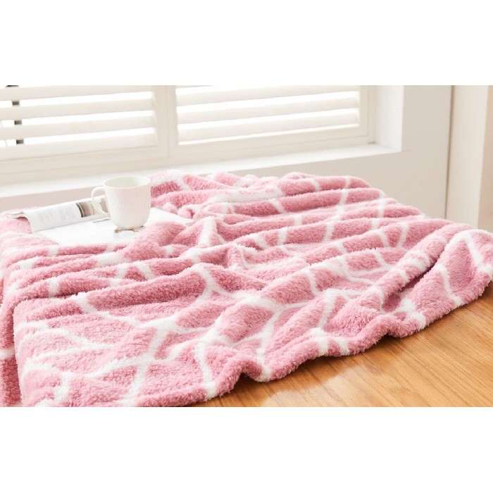 home-textiles/blankets-throws/teddy-throw-ely-geo-200cm-x-240cm-blush-pink