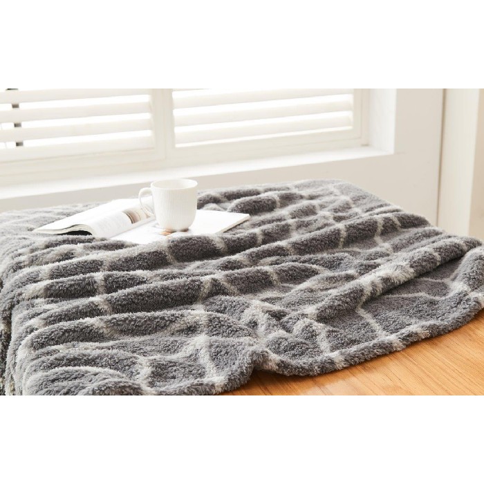 home-textiles/blankets-throws/teddy-throw-ely-geo-200cm-x-240cm-charcoal