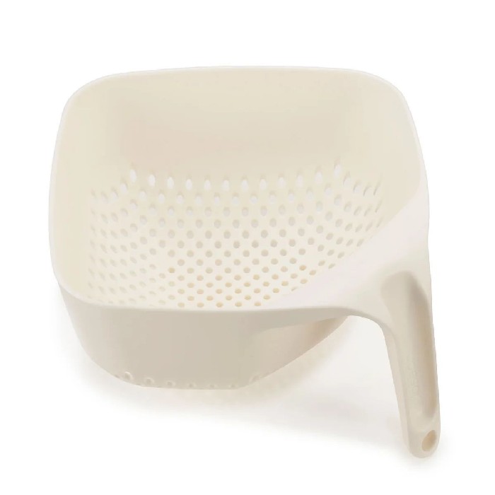 kitchenware/miscellaneous-kitchenware/joseph-joseph-square-colander-white