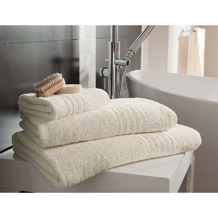 home-textiles/bath-linen-towels/gaveno-cavailia-bath-towel-new-hampton-cream-one-towel