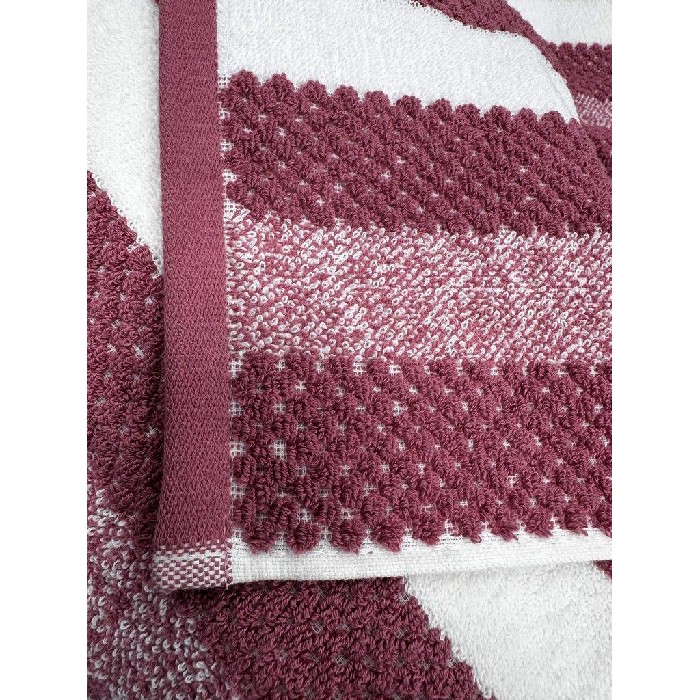 home-textiles/bath-linen-towels/gaveno-cavailia-royal-stripe-bath-towel-dark-pink-one-towel
