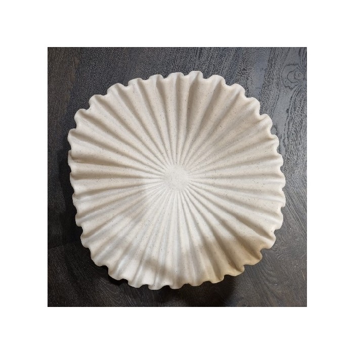 tableware/centrepieces-fruit-bowls/coco-maison-bella-scale-d51cm