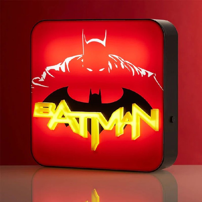 electronics/gaming-consoles-accessories/batman-desk-lamp
