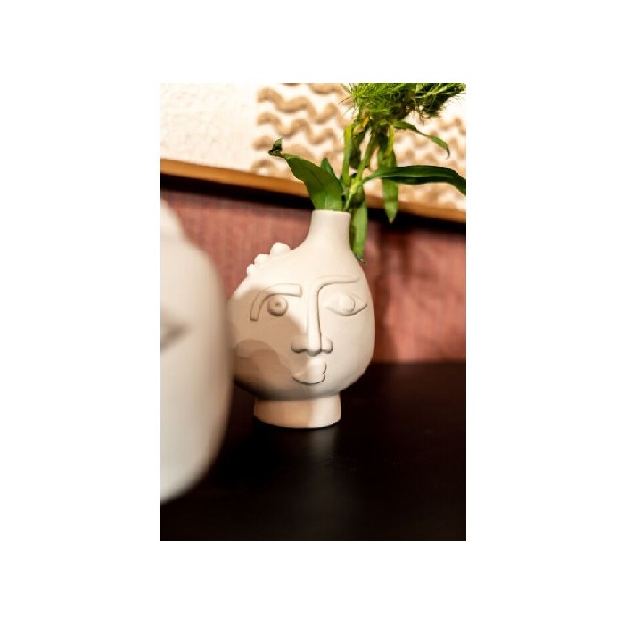 home-decor/vases/kare-vase-spherical-face-right-last-one-on-display