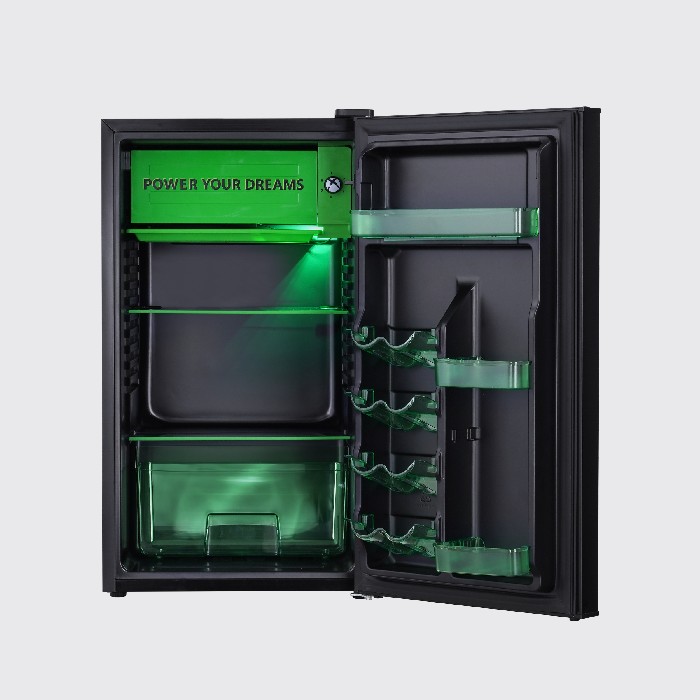 white-goods/refrigeration/microsoft-fridge-top-91l-xbox-series-x