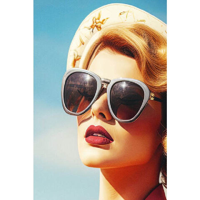 home-decor/wall-decor/kare-framed-picture-led-jetset-pose-lady-120cm-x-80cm