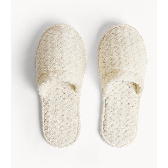 household-goods/clothes-shoes-accessories/coincasa-6806993-slippers-–-zigzag-fleece