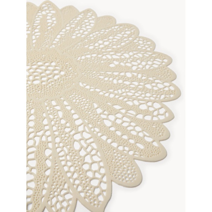 tableware/placemats-coasters-trivets/coincasa-plastic-placemat-with-flower-motif-6809812