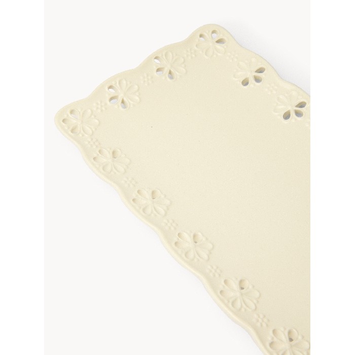 tableware/serveware/coincasa-perforated-ceramic-tray-white-6810194