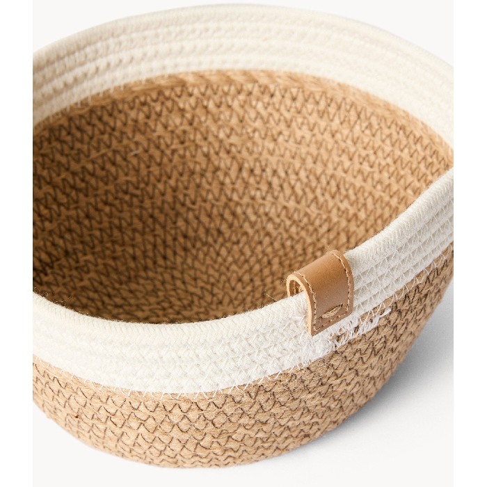 tableware/centrepieces-fruit-bowls/coincasa-woven-jute-basket-6812823