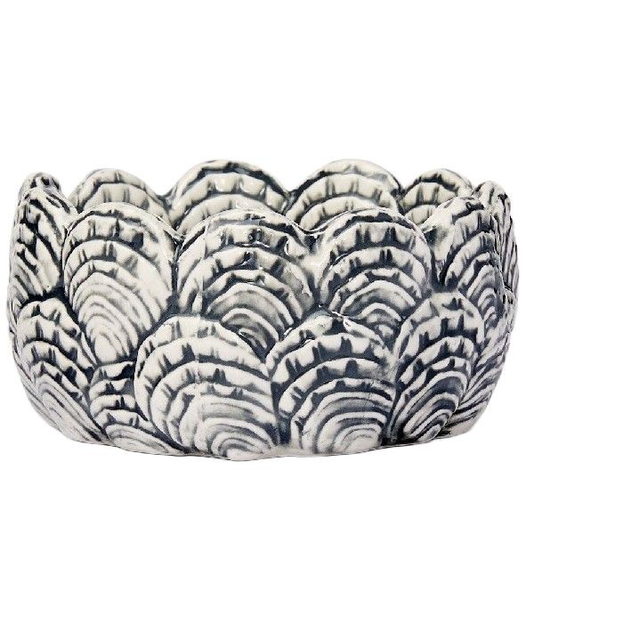 tableware/centrepieces-fruit-bowls/coincasa-ceramic-bowl-with-oyster-detail-6813632