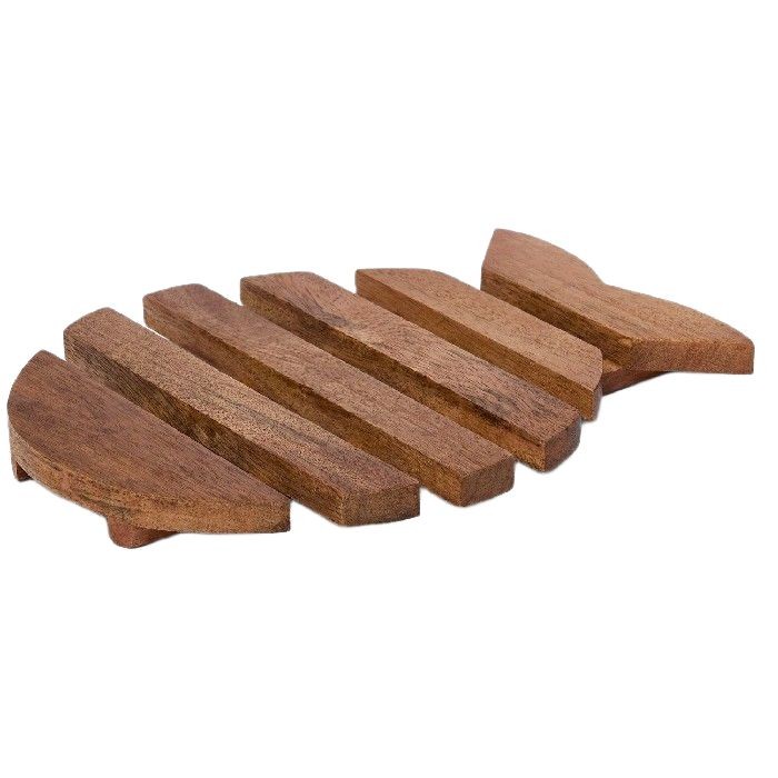 tableware/placemats-coasters-trivets/coincasa-mango-wood-trivet-with-fish-motif-6813652