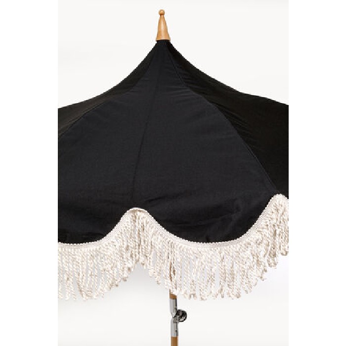 outdoor/umbrellas-bases/kare-temple-black-parasol-diameter-200cm-black