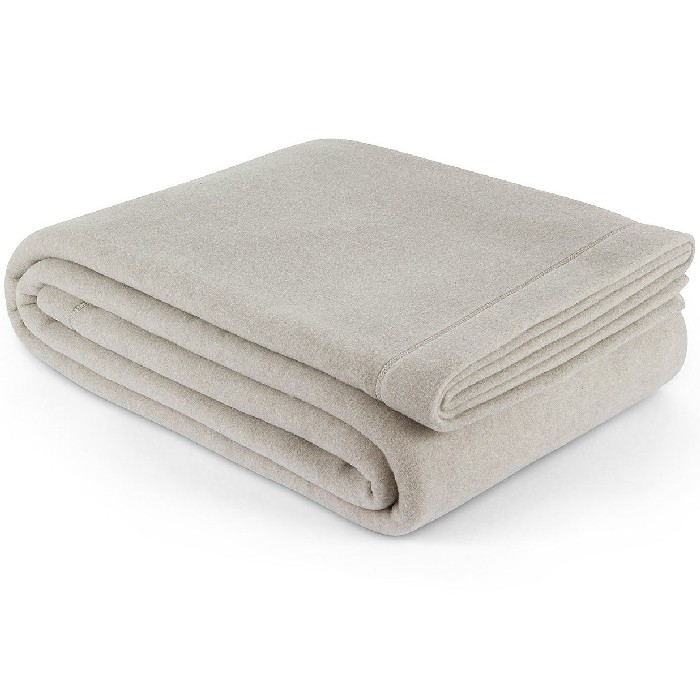 home-textiles/blankets-throws/coincasa-solid-color-soft-fleece-blanket-7217951