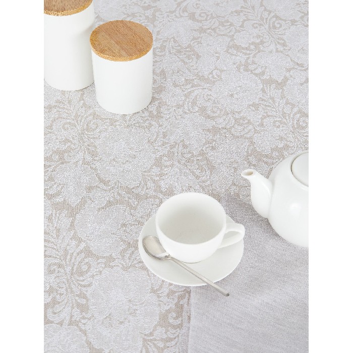 home-textiles/table-cloths-runners/coincasa-linen-and-cotton-tablecloth-with-ornamental-motif-7232330