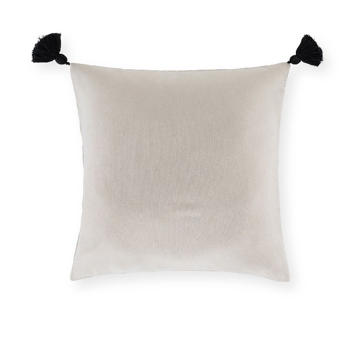 home-textiles/cushions-cushion-covers/coincasa-jacquard-cushion-with-tassel-50x50cm