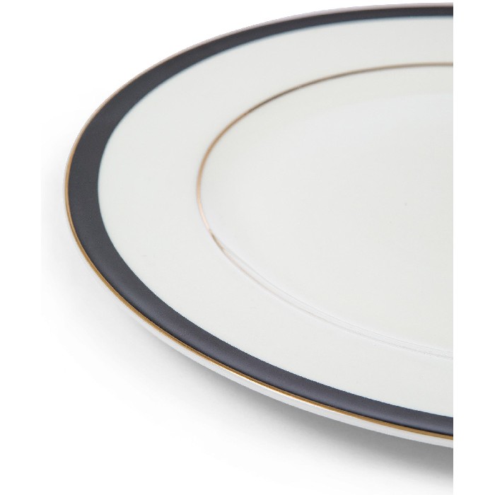 tableware/plates-bowls/coincasa-flat-plate-in-new-bone-china-with-black-edge