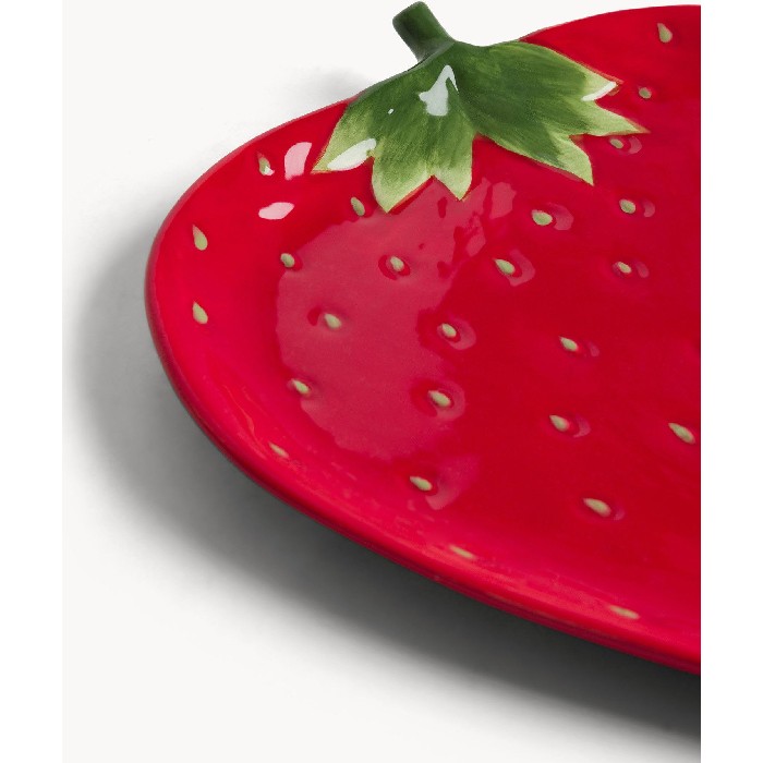 tableware/plates-bowls/coincasa-strawberry-ceramic-saucer