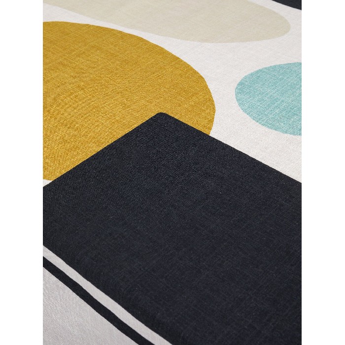 home-textiles/table-cloths-runners/promo-coincasa-linen-blend-tablecloth-with-geometric-print-7409156