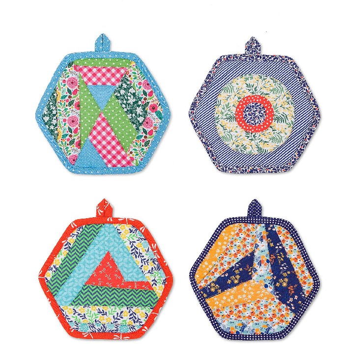 home-textiles/kitchen-textiles/coincasa-patchwork-pot-holder-7410381
