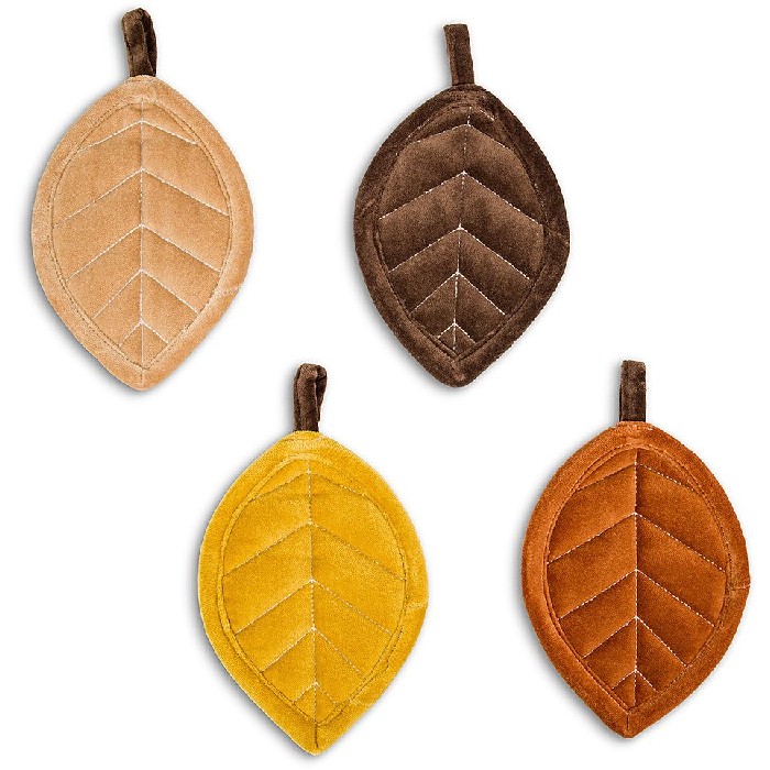 home-decor/decorative-ornaments/coincasa-pure-linen-leaf-shaped-decoration-white-7449022