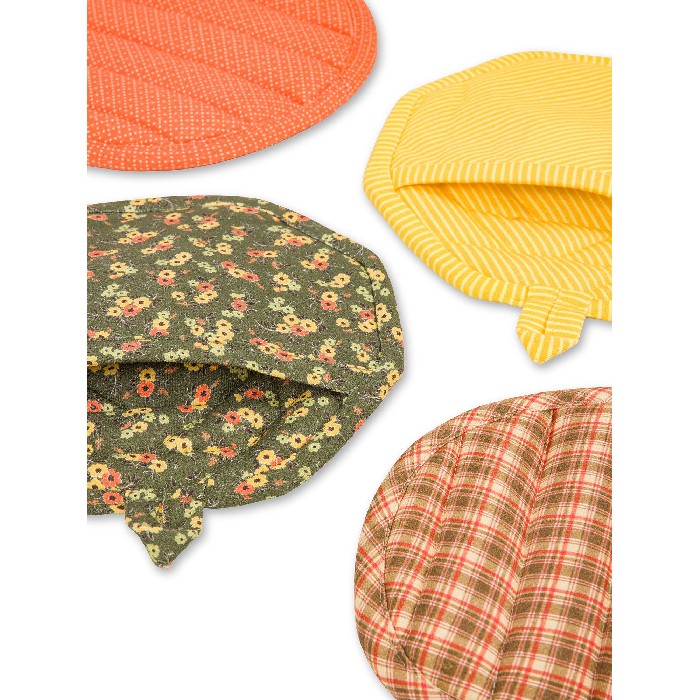 home-textiles/kitchen-textiles/coincasa-pumpkin-shaped-pot-holder-in-pure-cotton-with-patchwork-effect-orange