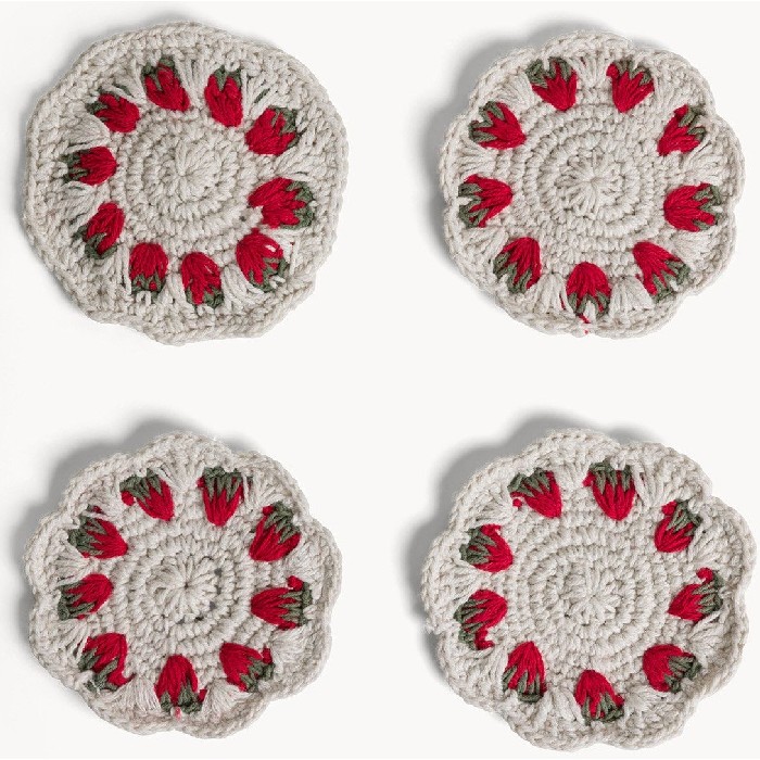 tableware/placemats-coasters-trivets/coincasa-set-of-4-cotton-crochet-coasters