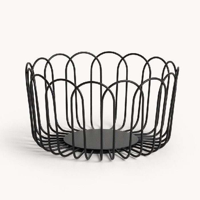 tableware/centrepieces-fruit-bowls/coincasa-black-wire-basket