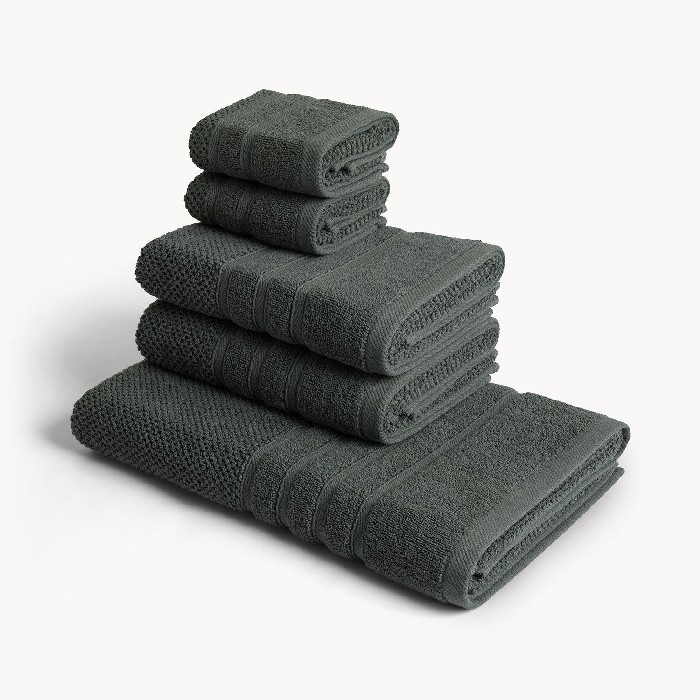 home-textiles/bath-linen-towels/coincasa-set-of-5-plain-cotton-terry-towels-7467734