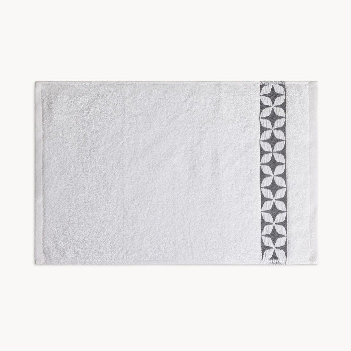 home-textiles/bath-linen-towels/coincasa-pure-cotton-towel-with-geometric-pattern-one-towel-only-7467740