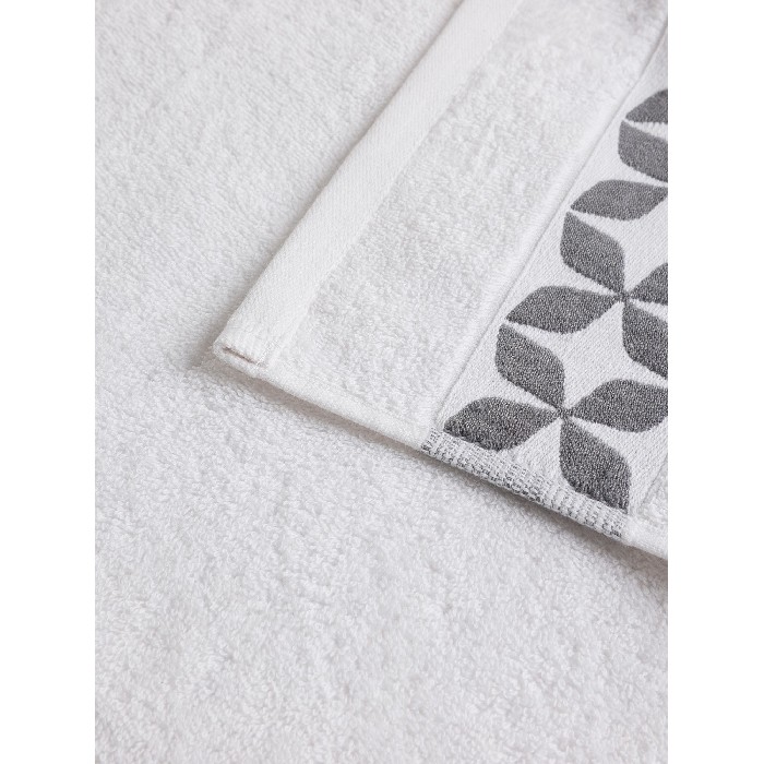 home-textiles/bath-linen-towels/coincasa-pure-cotton-towel-with-geometric-pattern-one-towel-only-7467740